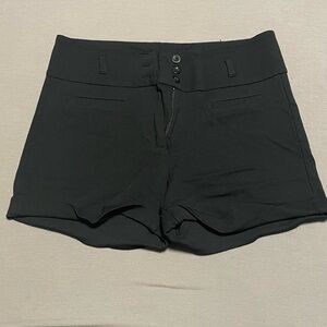 Stretchy Black High-Waisted Shorts